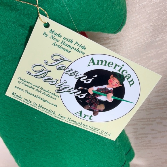 Rare 2005 Town’s Design-Annalee Dolls-12” Caroller - Picture 6 of 9